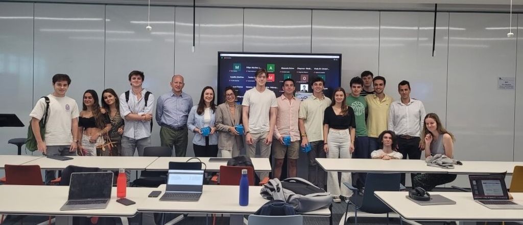 Students and Alumni Participate in the 2022 Edition of the IE Climathon