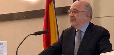 Joaquín Almunia takes part in a workshop on ‘The Future of Money’ at IE Business School