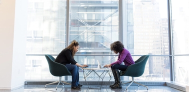 IE School of Science and Technology Launches New Mentoring Program for Graduate Students