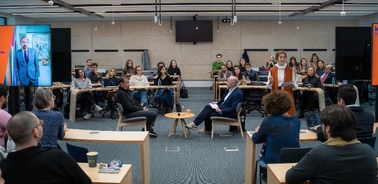 Jorge Pérez explores art's vital role in business and community development at IE University