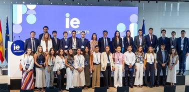 Arranca una nueva promoción del Doble Máster en Abogacía, Procura & LL.M. de IE Law School y PwC 