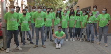 Students Build a Roof-top Garden at Elderly Home
