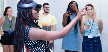 Renewing its commitment to immersive methodologies | IE University