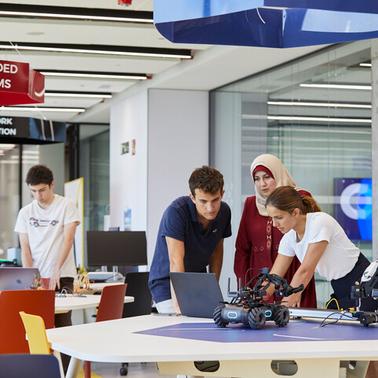 IE students at the Robotic  Lab in Madrid Campus IE Tower