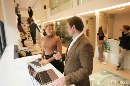 IE Official MBAs for Institutions  | IE Lifelong Learning