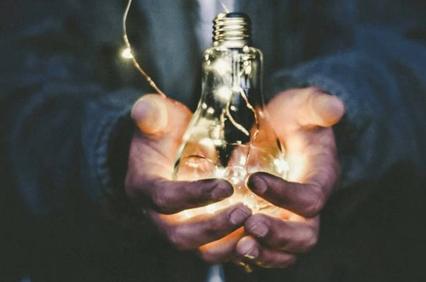 Explore and Research Projects and Seminars | IE University