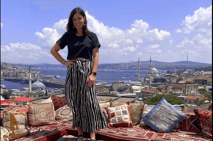 Hannah Lahodny | IE School of Global and Public Affairs