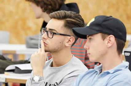 Freshmen and Transfer Students | IE Registrar's Office