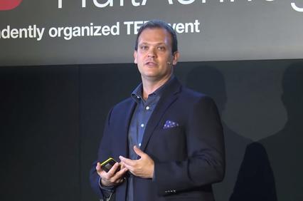 Mark Esposito | IE Lifelong Learning