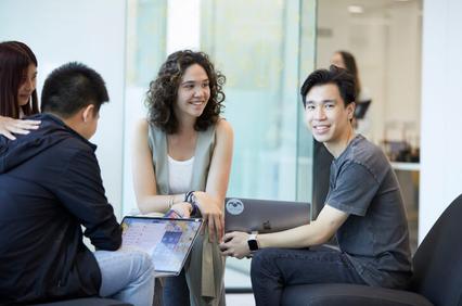 IE University apuesta por un enfoque de la educación personalizada y orientada al alumno
