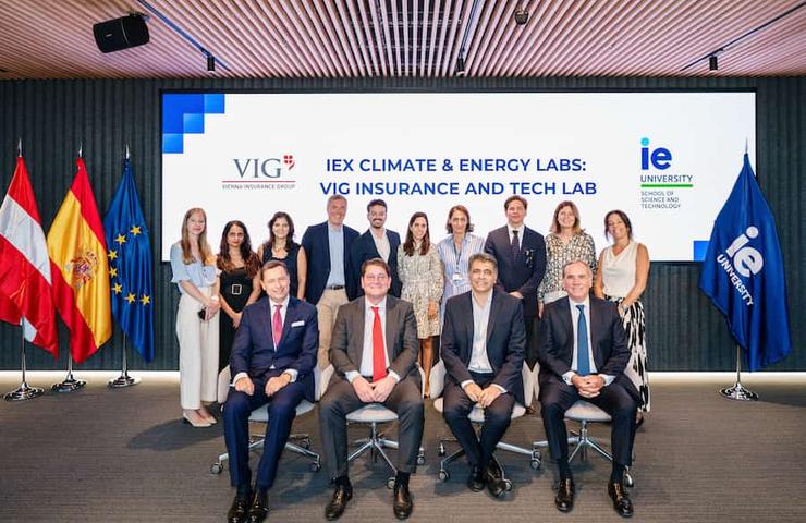 A group of professionals gathered for a conference related to climate and energy labs.