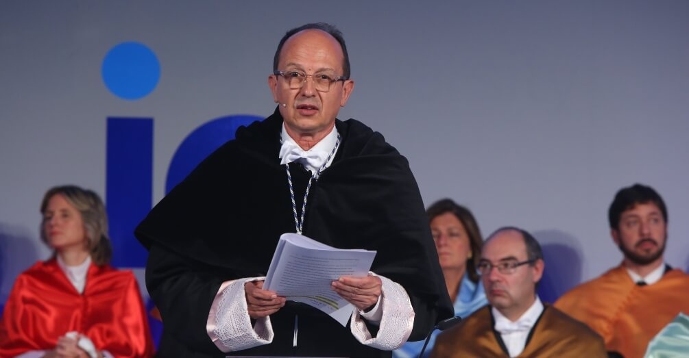 Salvador Carmona receives Honorary Doctorate from Aalto University