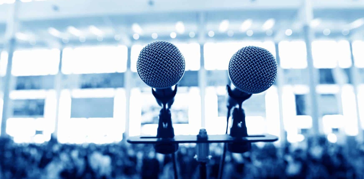 Communication Skills and Public Speaking | IE Lifelong Learning