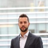 Fernando Cavia Vicente | IE University