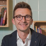 Alberto Cremonesi - Faculty | IE