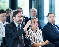 El liderazgo en la abogacía exige conocimiento jurídico, dominio tecnológico y competencias interpersonales