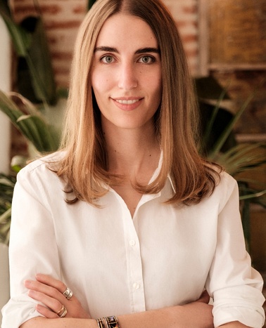 Carlina Conrad