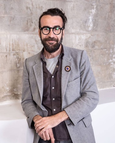 Oscar Martínez Faculty Story