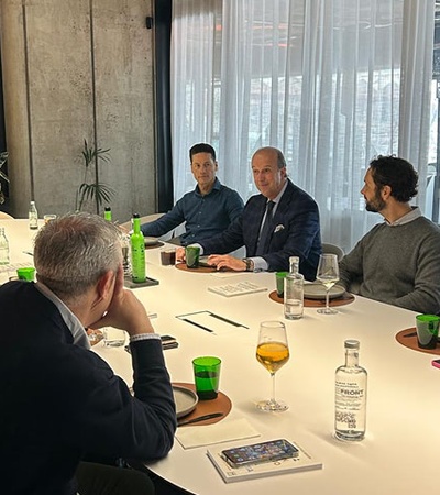 Encuentro con líderes