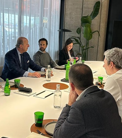 Encuentro con líderes