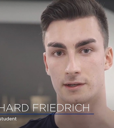 Online test: Kira with Leonhard Friedrich | IE University