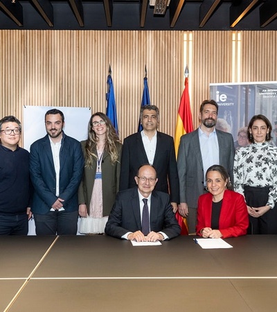 Acuerdo entre IE University y la Real Sociedad Española de Matemáticas