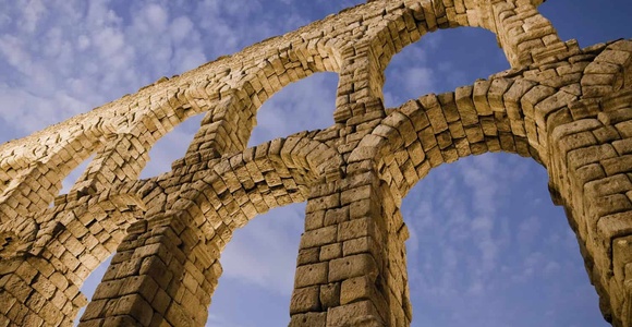Living in Segovia | IE University