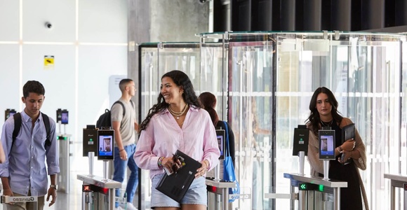 Visiting Students Program | IE University