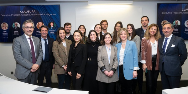 IE Law School’s new corporate legal advising program marks the completion of its first run