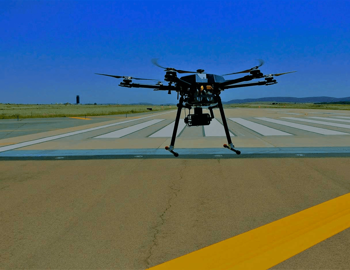 CANARD allows fast calibration of NavAids by using fully automated, unmanned UAVs (drones) that perform flight inspections with 100% accuracy, support a 0% emissions procedure and comply with all the international regulations.