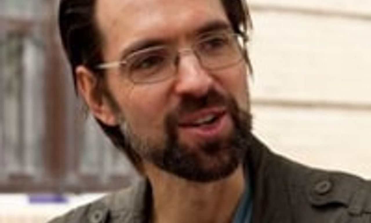 Daniel Canogar - Faculty | IE
