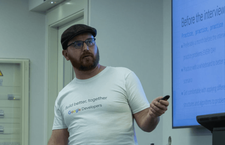 Google Developer Students Club Teaches How to Get Ready for Tech Interview