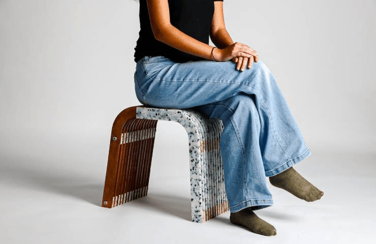"Split U in Half" by Santi Jarquin, Zoe Boyd, Leo Tubman