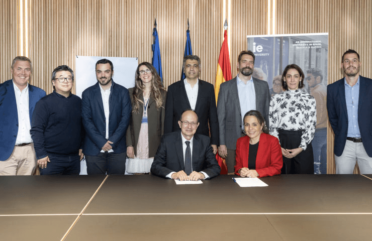 IE School of Science and Technology and the Royal Spanish Mathematical Society Agree to Foster Cultural, Scientific, and Academic Collaboration