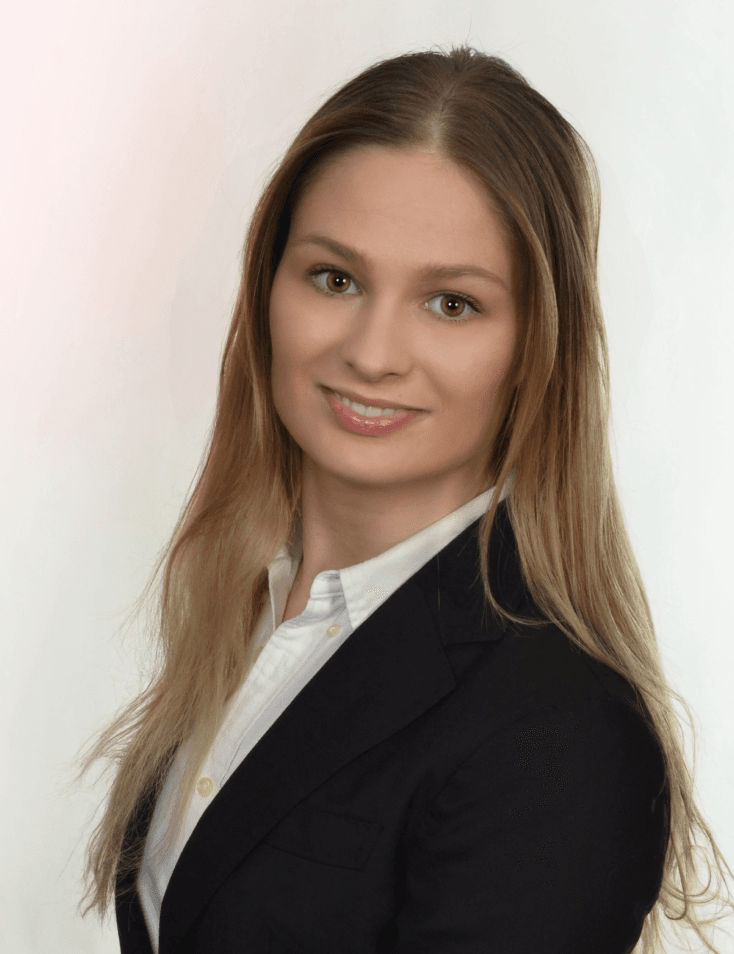 Jacqueline Zeiss - Alumni Story | IE Business