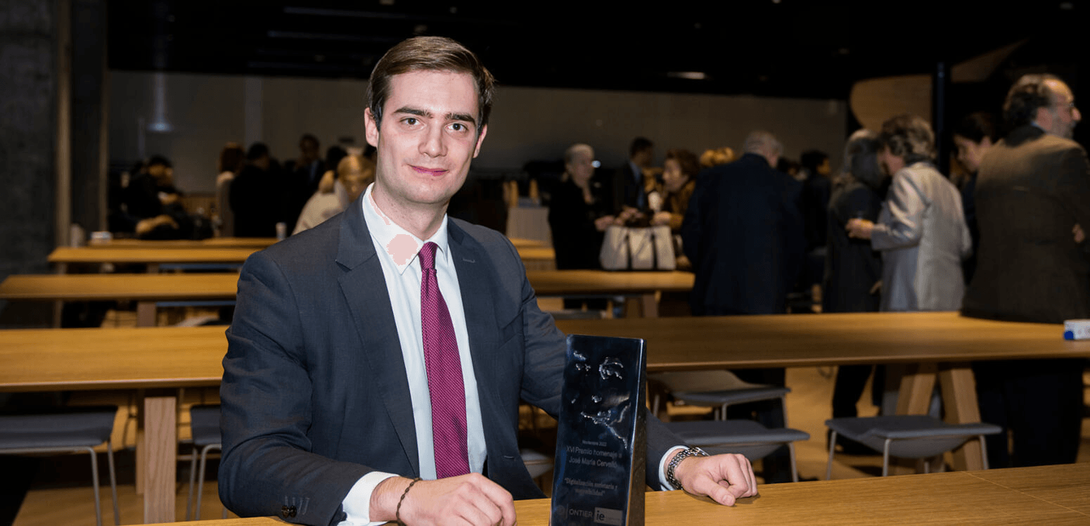 Corporate digitalization and sustainability, cornerstones of IE Law School and ONTIER’s 16th José María Cervelló Prize
