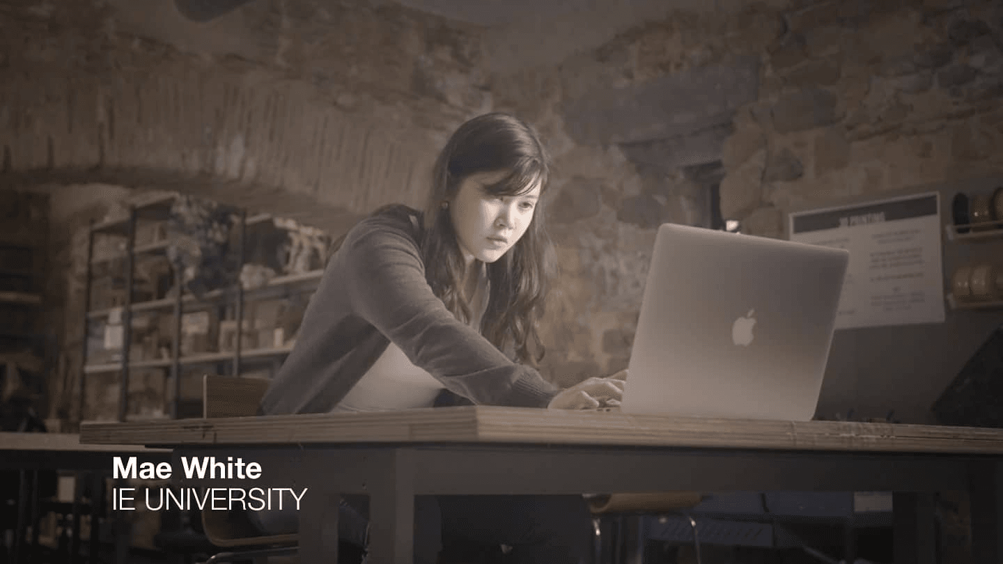 Mae White - Bachelor in Design | IE University
